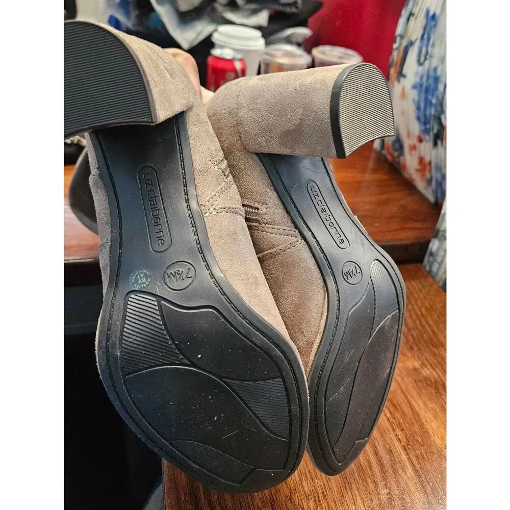 Liz Claiborne Gray Faux Suede Knee High Boots Womens size 7.5 New no Tags - Picture 9 of 10